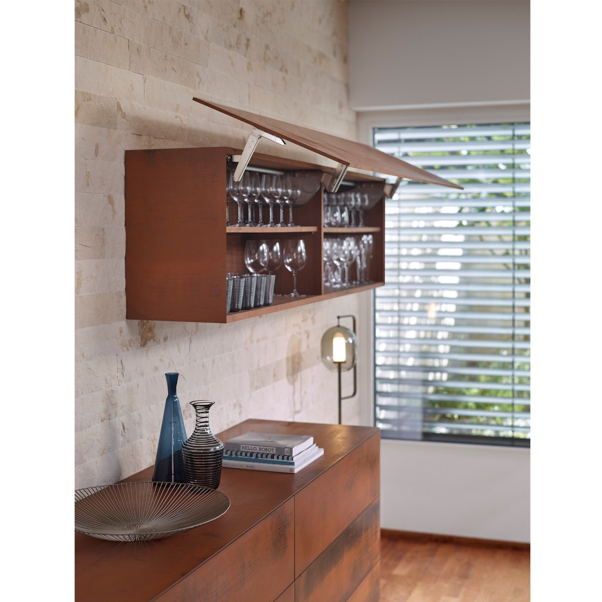 AVENTOS HS | Sistema abatible para apertura de puerta de mueble con cierre suave