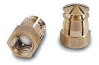 Inserto hexagonal de latón M6, con esfera plástica