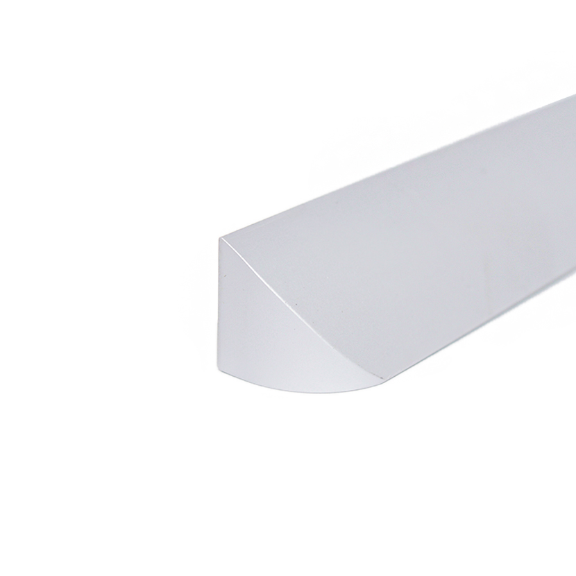 Jaladera EMILI de aluminio, tipo barra diseño multiplex, 185 mm de longitud,distancia entre centros 160 mm.