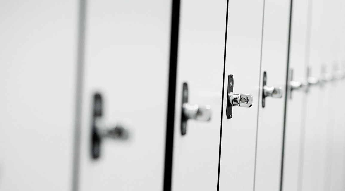 Cerradura Portacandados HASP para montaje en lockers de metal o madera