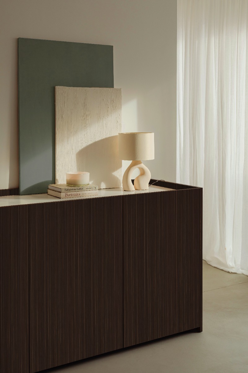 Chapa precompuesta  ALPI Makassar II Ebony (12.43) Diseño de Piero Lissoni Largo 3.15 m