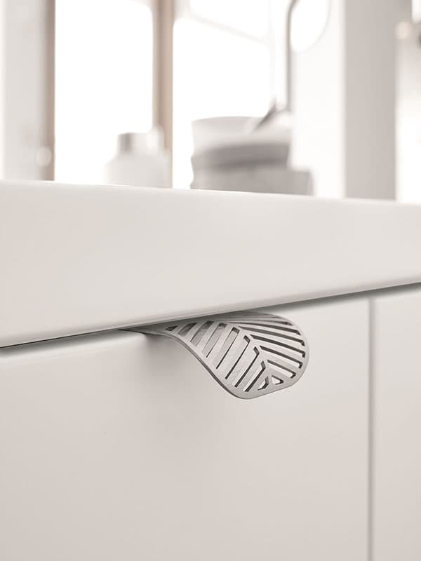 Jaladera recta EDGE FILIGREE