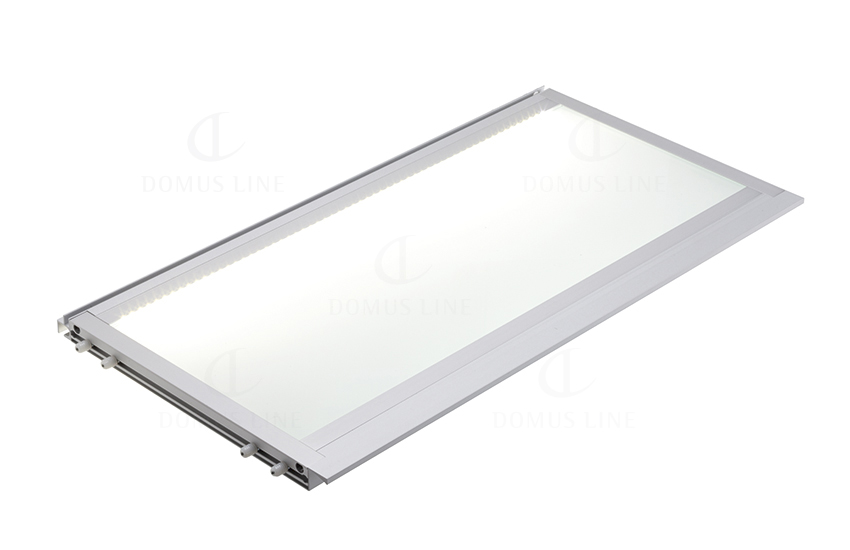 Lámpara para entrepaño NEBULA con touchled, para mueble de 600 mm, luz natural | M12
