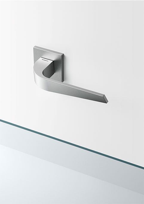 Set de Manijas Mandelli, NURIA 1501 para recámara o baño, acabado cromo satinado