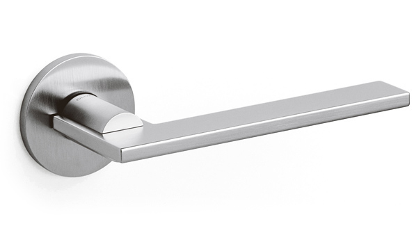 Set de manijas OLIVARI, modelo OPEN, diseño de OMA/Rem Koolhaas, 2015