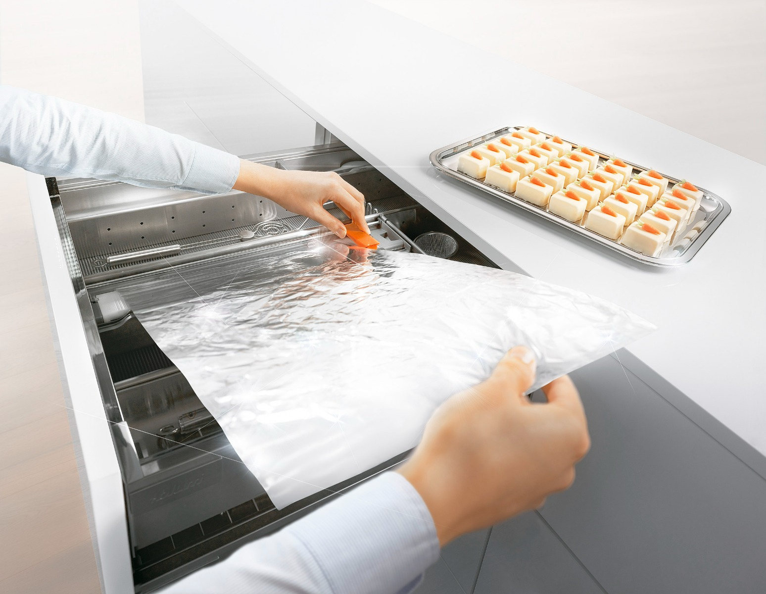 Cortador de papel aluminio ORGA-LINE para organización de cajones de cocina