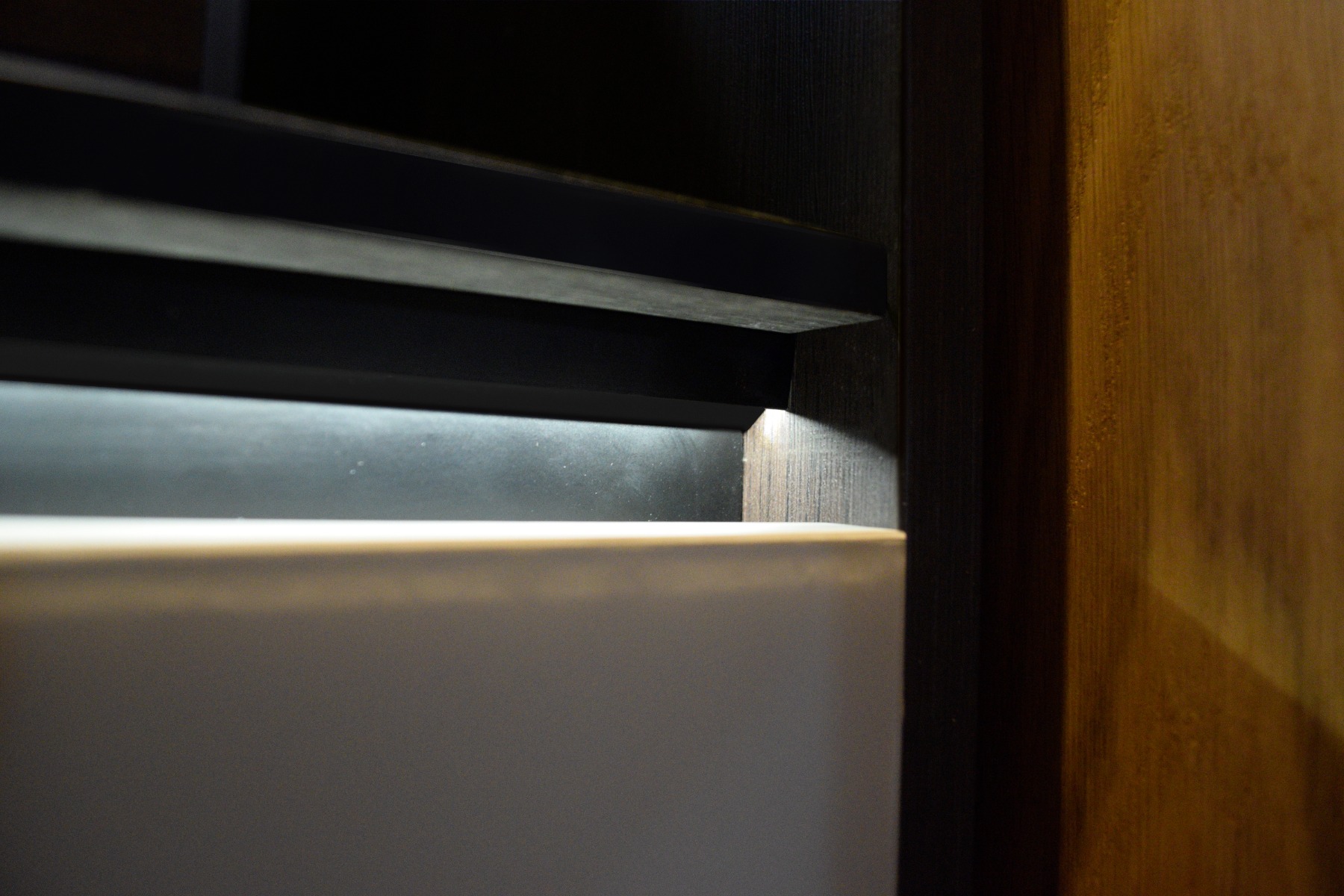 Perfil VANGUARD de iluminación indirecta, longitud 2050 mm