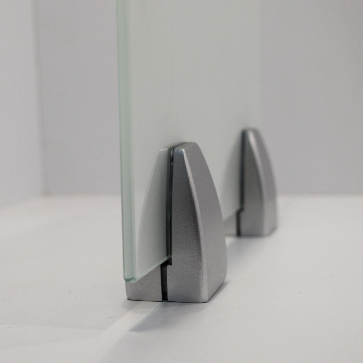 Soporte para mampara ROAD, montaje sobre cubierta, para espesor de vidrio o paneles de 4 a 16 mm