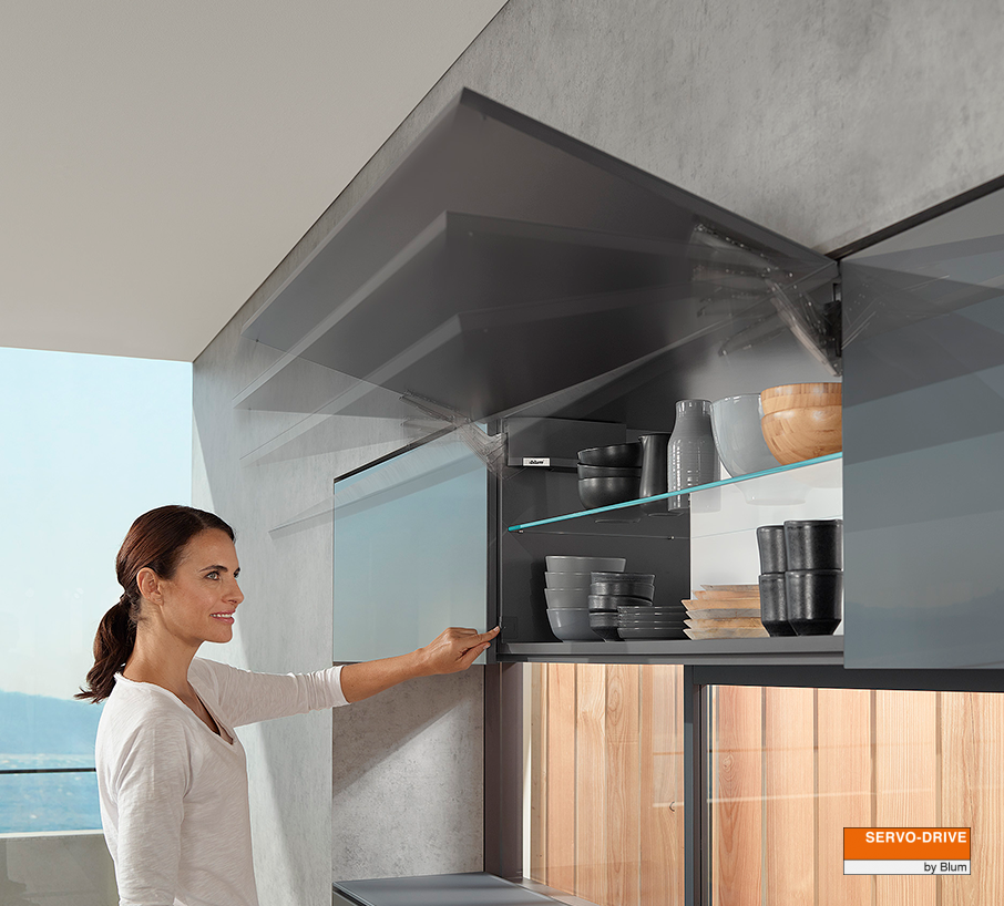 AVENTOS HK Top SERVO-DRIVE | Sistema eléctrico de apertura asistida de puerta