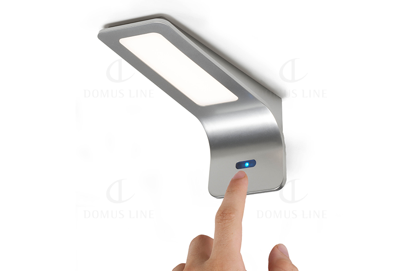 Lámpara para gabinetes altos SKATE 3.0 de luz natural | M12