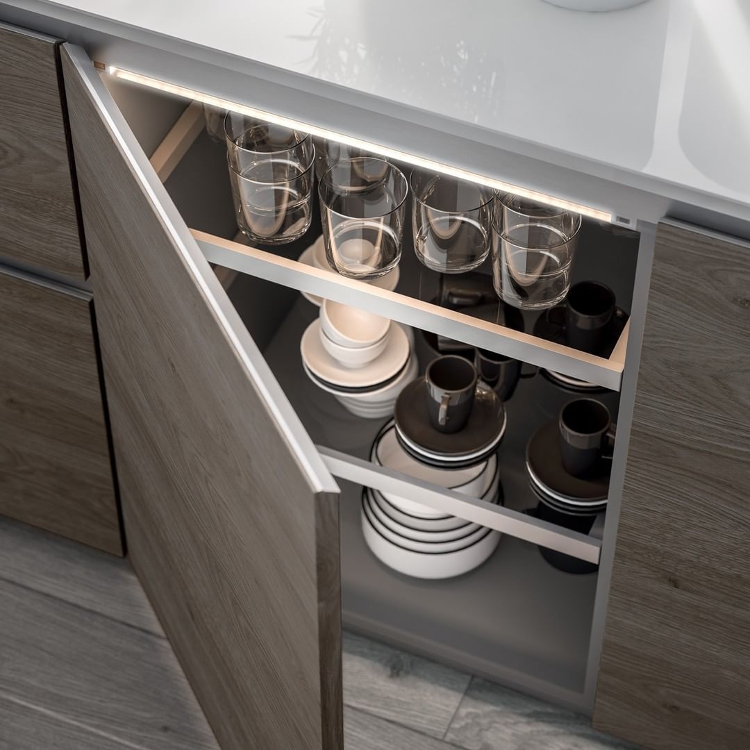 Perfil STRIKE para entrepaños