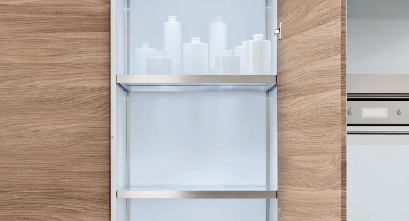 Perfil STRIKE para entrepaños