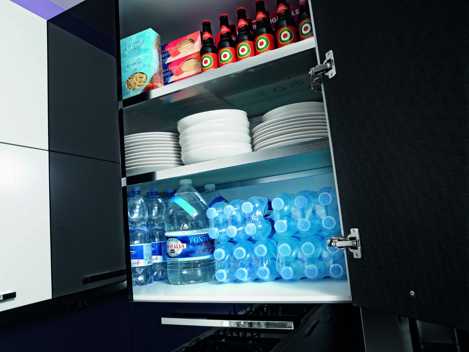 Perfil STRIKE para entrepaños