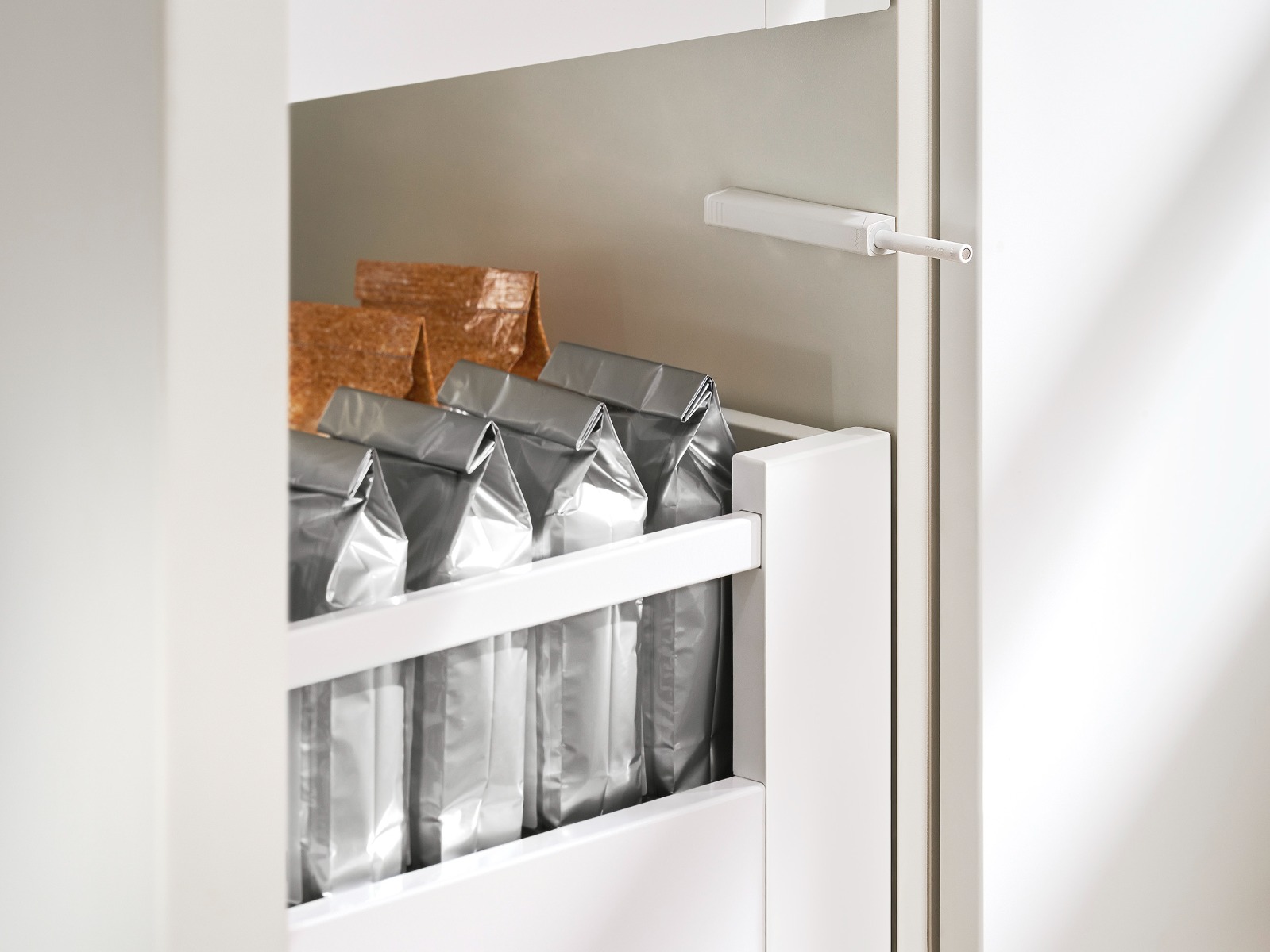 Base de RECTA para TIP ON, para puertas