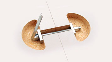 Tornillo conector FLIP BOLT para unión de paneles de madera