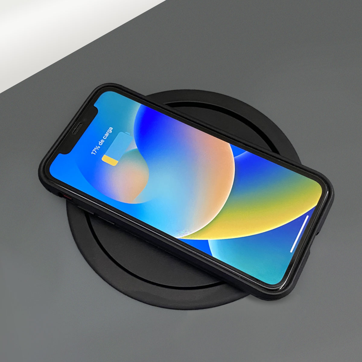 Multicontacto de torre TA 120, 4 sockets, 2 puertos USB A, 2 puertos de conexión CAT 6 y cargador por inducción, color negro