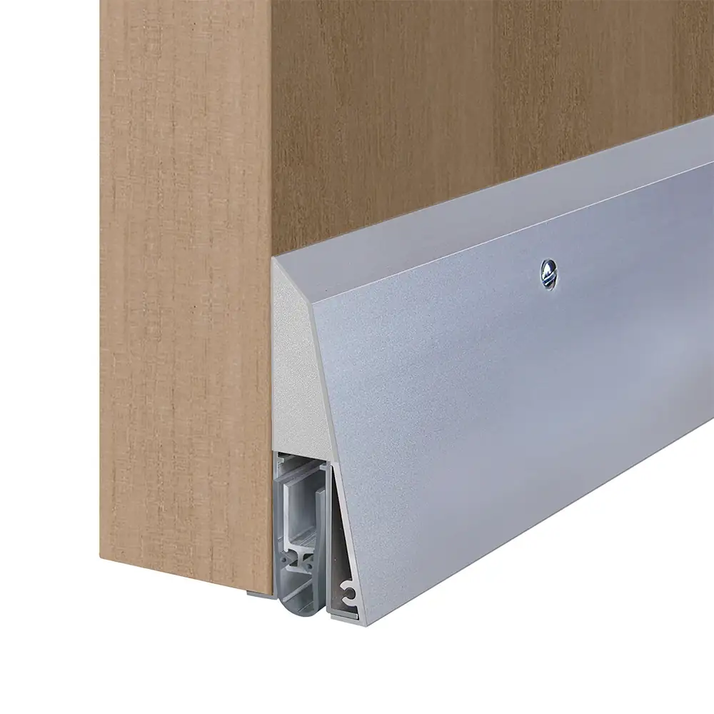 Zoclo para instalación de Burlete en puertas de madera